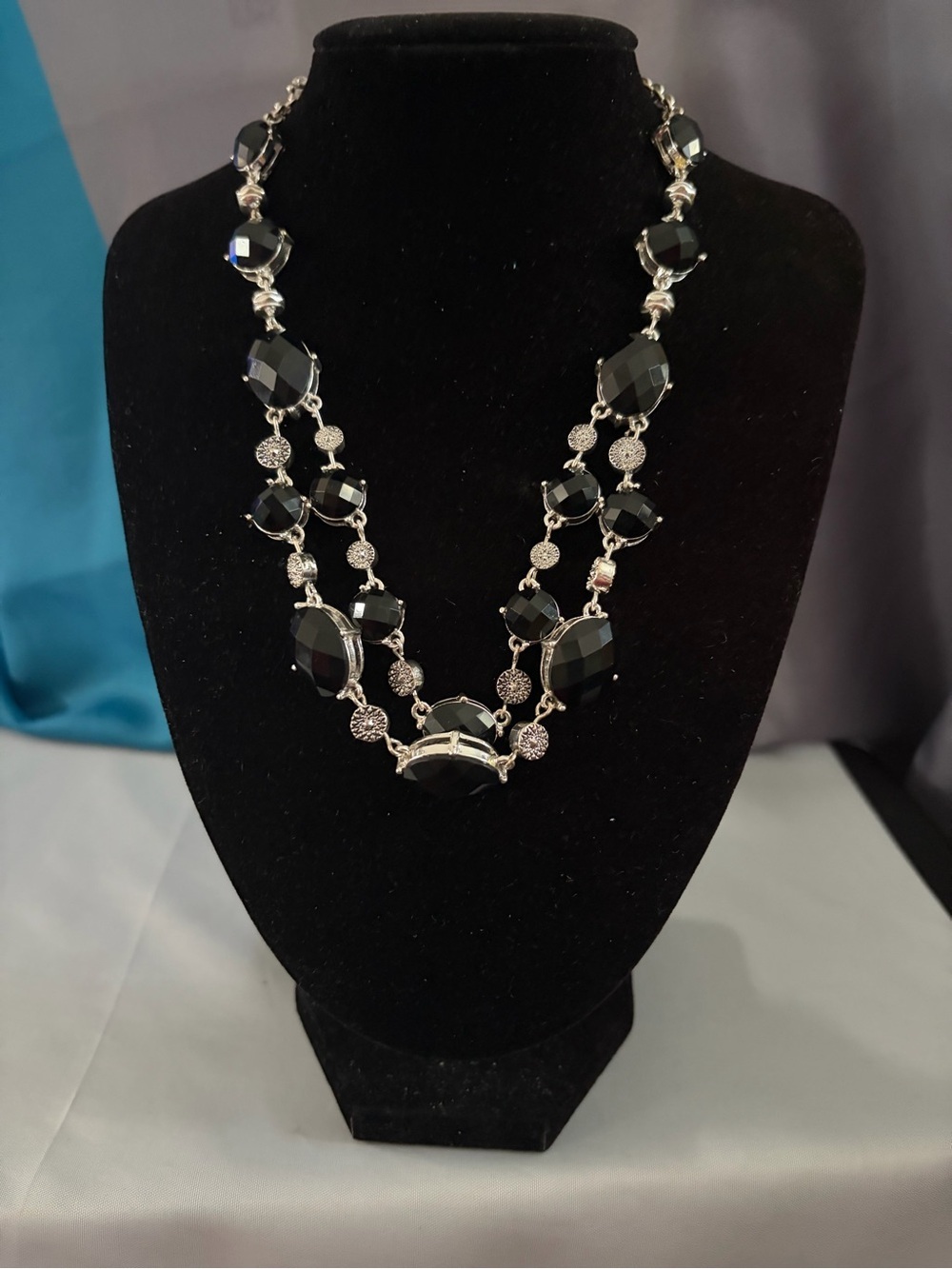 Elegant Black Faceted Statement Necklace